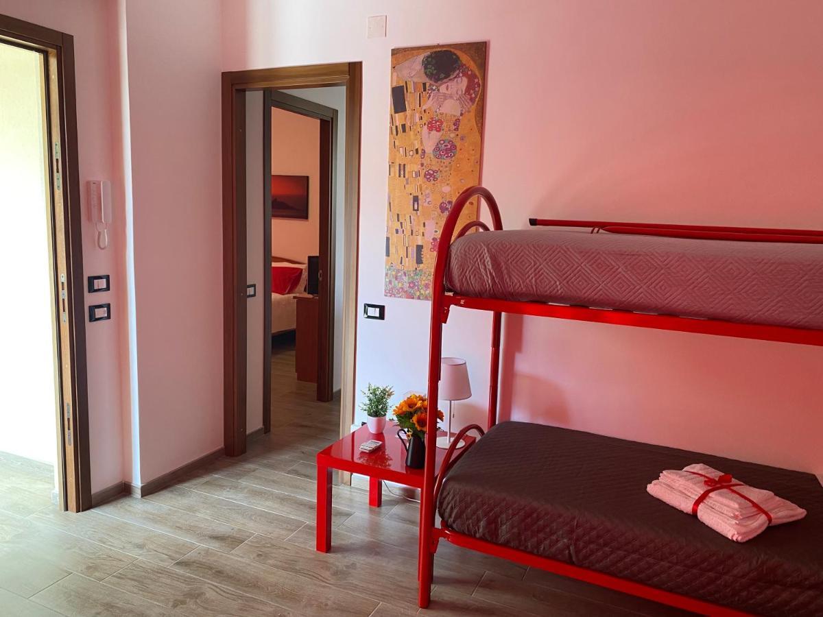 Casa Narciso - *
